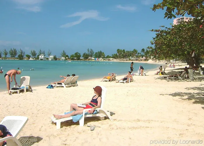 Hotel On The Ocho Rios