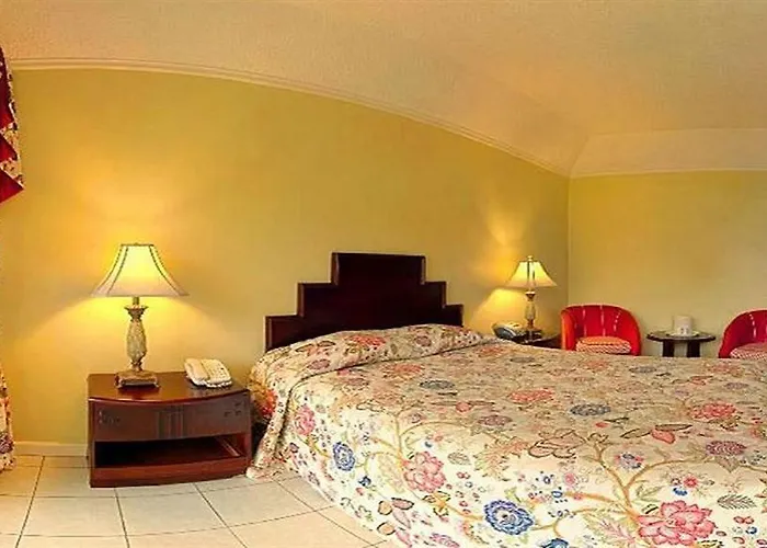 On The 2* Ocho Rios