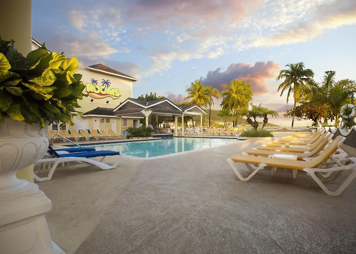 Hotel On The 2*