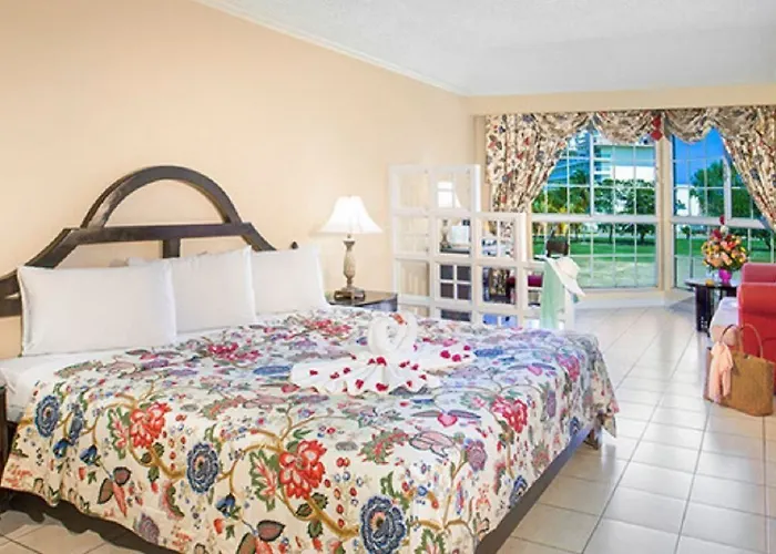 Hotel On The 2*
